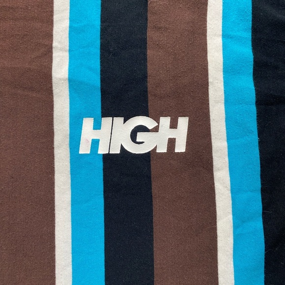 ‘HIGH’ Vertical Striped T-Shirt - Picture 4 of 9